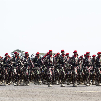 Miembros de las fuerzas especiales del Ejército de Indonesia Donal Husni/ZUMA Wire/dpa Miembros de las fuerzas especiales del Ejército de Indonesia Donal Husni/ZUMA Wire/dpa