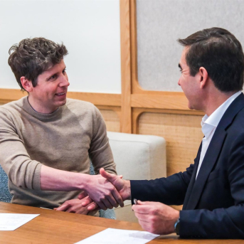 Carlos Torres Vila, presidente de BBVA, y Sam Altman, CEO y cofundador de OpenAI BBVA Carlos Torres Vila, presidente de BBVA, y Sam Altman, CEO y cofundador de OpenAI BBVA