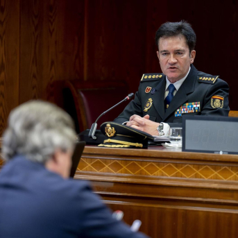 El comisario provincial y jefe provincial de la Policía Nacional en Valencia, Vicente Martínez Guillem, comparece ante la Comisión de Investigación sobre la dana, en el Senado, a 16 de febrero de 2026, en Madrid (España). Alberto Ortega - Europa Press