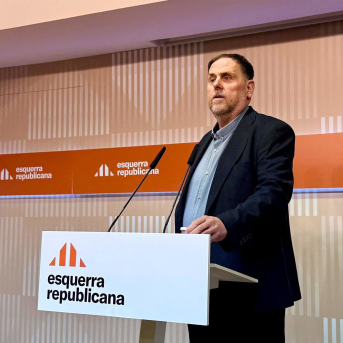 El líder de ERC, Oriol Junqueras, en rueda de prensa. EUROPA PRESS