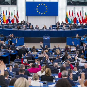 Más de 600 alumnos catalanes vivirán en un taller cómo opera el Parlamento Europeo Más de 600 alumnos catalanes vivirán en un taller cómo opera el Parlamento Europeo