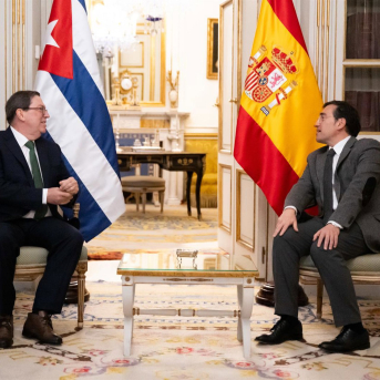 El ministro de Asuntos Exteriores, Unión Europea y Cooperación, José Manuel Albares, se ha reunido este lunes con su homólogo cubano, Bruno Rodríguez JAVIER_NOLSOM El ministro de Asuntos Exteriores, Unión Europea y Cooperación, José Manuel Albares, se ha reunido este lunes con su homólogo cubano, Bruno Rodríguez JAVIER_NOLSOM
