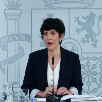 La ministra de Inclusión, Seguridad Social y Migraciones, Elma Saiz, durante una rueda de prensa tras el Consejo de Ministros | Europa Press 