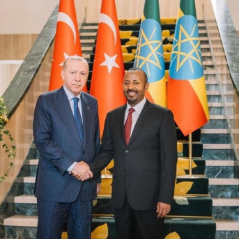 El presidente turco, Recep Tayyip Erdogan, recibido por el primer ministro etíope, Abiy Ahmed, en un viaje oficial a Adis Abeba. OFICINA DE PRIMER MINISTRO DE ETIOPÍA El presidente turco, Recep Tayyip Erdogan, recibido por el primer ministro etíope, Abiy Ahmed, en un viaje oficial a Adis Abeba. OFICINA DE PRIMER MINISTRO DE ETIOPÍA
