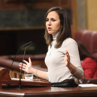 Podemos reclama elevar ya el salario mínimo a 1.800 euros y Montero garantiza que seguirá al alza