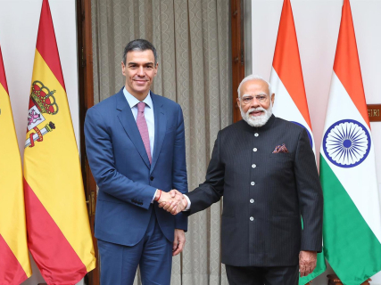 El presidente del Gobierno, Pedro Sánchez, se reúne con el primer ministro de India, Narendra Modi FERNANDO CALVO