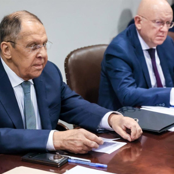 El ministro de Exteriores ruso, Sergei Lavrov, en un encuentro con su homólogo cubano | (Europa Press)