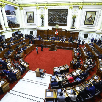 El Congreso de Perú en una sesión para debatir la moción de censura de la presidenta Dina Boluarte. Peru's Congress / Xinhua News / ContactoPhoto