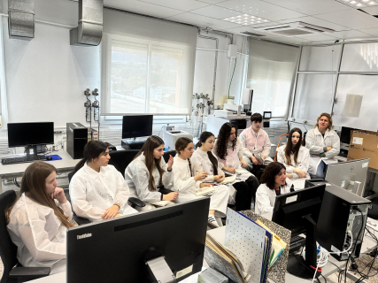 El Laboratori Agroalimentari de Catalunya realiza 90.000 análisis anuales para garantizar la seguridad alimentaria