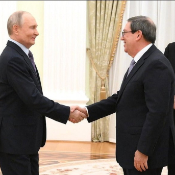 El presidente ruso, Vladimir Putin, recibe en Moscú al ministro de Exteriores de Cuba, Bruno Rodríguez MINISTERIO DE EXTERIORES RUSO EN X El presidente ruso, Vladimir Putin, recibe en Moscú al ministro de Exteriores de Cuba, Bruno Rodríguez MINISTERIO DE EXTERIORES RUSO EN X