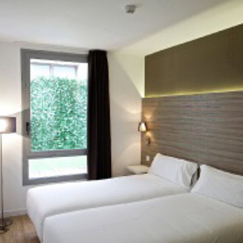 Hoteles Bestprice pagará 260.500 euros de dividendo y busca inversores para llegar a los 50 hoteles. HOTELES BESTPRICE Hoteles Bestprice pagará 260.500 euros de dividendo y busca inversores para llegar a los 50 hoteles. HOTELES BESTPRICE