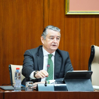 Los evacuados en Andalucía descienden a 698 y se mantienen 199 carreteras con incidencias Los evacuados en Andalucía descienden a 698 y se mantienen 199 carreteras con incidencias