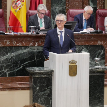 Pedreño defiende la rebaja de las listas de espera y culpa al Ministerio de aumentar la presión asistencial