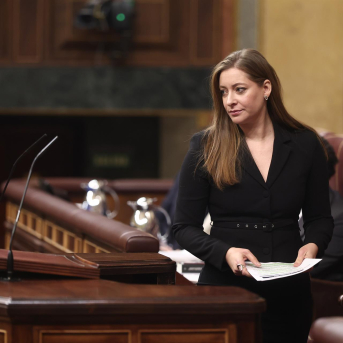 La portavoz del PP en el Congreso, Ester Muñoz, durante una sesión de control al Gobierno, en el Congreso de los Diputados, a 10 de diciembre de 2025, en Madrid (España). Eduardo Parra - Europa Press La portavoz del PP en el Congreso, Ester Muñoz, durante una sesión de control al Gobierno, en el Congreso de los Diputados, a 10 de diciembre de 2025, en Madrid (España). Eduardo Parra - Europa Press