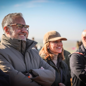 El candidato de Vox a la Presidencia de la Junta, Carlos Pollán, durante una visita a Nava del Rey (Valladolid) VOX