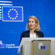 La Alta Representante de la Unión Europea para la Política Exterior, Kaja Kallas, en una rueda de prensa posterior a la reunión de ministros de Exteriores que ha tenido lugar este lunes en Bruselas. SOPHIE HUGON