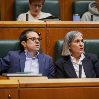 EH Bildu critica que se prive al Parlamento de un debate normal sobre la reforma de la Ley de Juventud