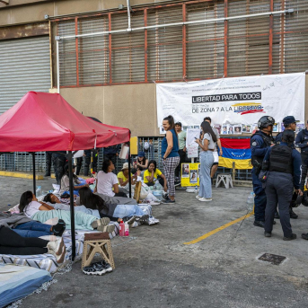 Familiares de presos políticos acampados en el marco de la aprobación de la ley de amnistía Europa Press/Contacto/Jimmy Villalta Familiares de presos políticos acampados en el marco de la aprobación de la ley de amnistía Europa Press/Contacto/Jimmy Villalta