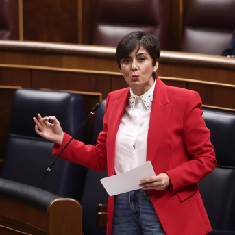 Rodríguez reclama respaldar el escudo social y acusa al PP de reservar vivienda para los suyos