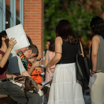 Sumar reclama en el Congreso que el Gobierno compruebe si las universidades privadas cumplen el nuevo real decreto Sumar reclama en el Congreso que el Gobierno compruebe si las universidades privadas cumplen el nuevo real decreto