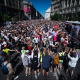 Imagen de archivo de cientos de personas en las calles de Budapest durante el Orgullo. Daniel Alfoldi/ZUMA Press Wire/d / DPA