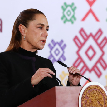 La presidenta mexicana, Claudia Sheinbaum, en una rueda de prensa matutina en Ciudad de México. Europa Press/Contacto/Carlos Santiago