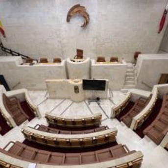 Casi 40 estudiantes se suman a la simulación del Parlamento Europeo en la Cámara cántabra Casi 40 estudiantes se suman a la simulación del Parlamento Europeo en la Cámara cántabra