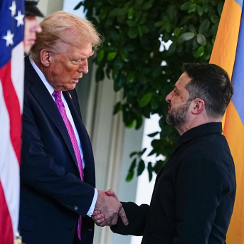 Donald Trump y Volodimir Zelenski. Europa Press/Contacto/Aaron Schwartz - Pool via CN Donald Trump y Volodimir Zelenski. Europa Press/Contacto/Aaron Schwartz - Pool via CN