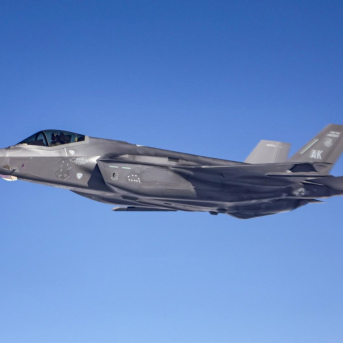 Imagen de archivo de un caza F-35 estadounidense Gavriil Grigorov/TASS via ZUMA P / DPA