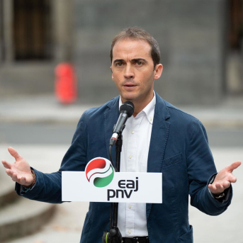 El presidente del BBB, Iñigo Ansola, interviene tras la Asamblea Territorial del PNV de Bizkaia, en Sabin Etxea, a 23 de noviembre de 2024, en Bilbao David de Haro - Europa Press El presidente del BBB, Iñigo Ansola, interviene tras la Asamblea Territorial del PNV de Bizkaia, en Sabin Etxea, a 23 de noviembre de 2024, en Bilbao David de Haro - Europa Press