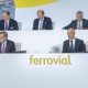 El consejero delegado de Ferrovial, Ignacio Madridejos (i) y el presidente de Ferrovial, Rafael del Pino (d), durante la Junta General Ordinaria de Accionistas de Ferrovial, en el auditorio ONCE, a 13 de abril de 2023 Alberto Ortega - Europa Press