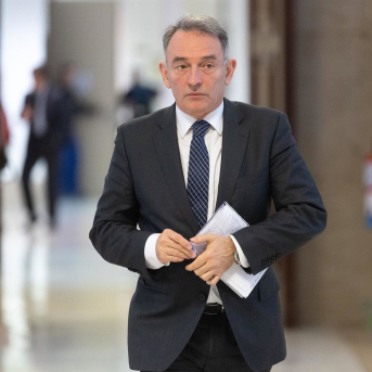 Sumar plantea dividir de nuevo el decreto del escudo social para salvar parte de sus medidas