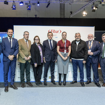 La Alianza de municipios turísticos se adhiere a la iniciativa 'Turismo Que Suma' de Exceltur VITAYOLGA