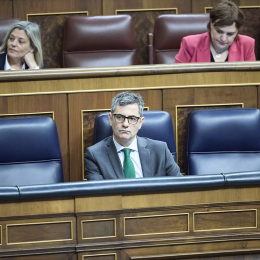 El ministro de la Presidencia, Justicia y Relaciones con las Cortes, Félix Bolaños, durante una sesión plenaria, en el Congreso | Jesús Hellín / Europa Press