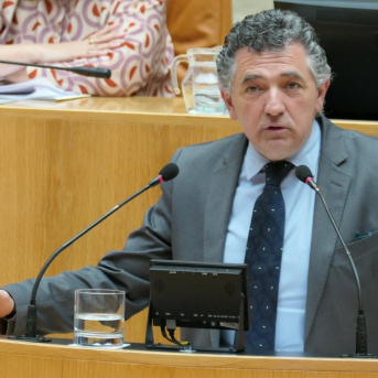 El Parlamento de La Rioja frena el billete único: Eso no se hace de la noche a la mañana