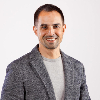 LLYC nombra a Jesús Moradillo como nuevo director general de estrategia de IA en Europa. LLYC