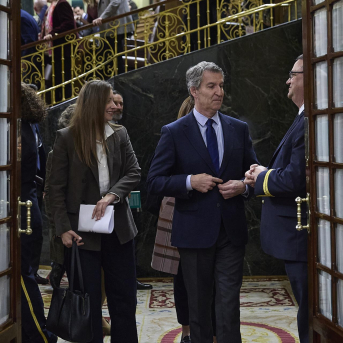 El presidente del Partido Popular, Alberto Núñez Feijóo, durante una sesión plenaria, en el Congreso de los Diputados, a 26 de febrero de 2026, en Madrid (España).  Jesús Hellín - Europa Press