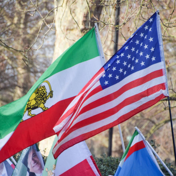 Image de archivo de las banderas de Irán y EEUU. Europa Press/Contacto/Vuk Valcic Image de archivo de las banderas de Irán y EEUU. Europa Press/Contacto/Vuk Valcic