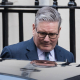 El primer ministro británico, Keir Starmer, sale de Downing Street camino de la Cámara de los Comunes. Europa Press/Contacto/Wiktor Szymanowicz