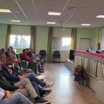 El PSOE detalla en Bonares las ayudas del Gobierno al campo andaluz dañado por los temporales El PSOE detalla en Bonares las ayudas del Gobierno al campo andaluz dañado por los temporales