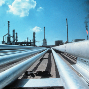 Refinería petrolífera en Kuwait. Europa Press. Refinería petrolífera en Kuwait. Europa Press.