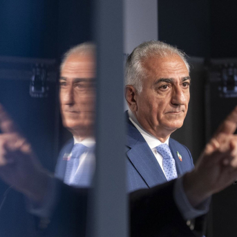 El hijo del derrocado sha, Reza Pahlavi. Marijan Murat/dpa El hijo del derrocado sha, Reza Pahlavi. Marijan Murat/dpa