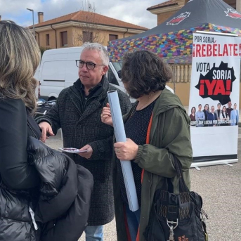 Ángel Ceña durante un acto de campaña en El Burgo de Osma (Soria). SORIA ¡YA!