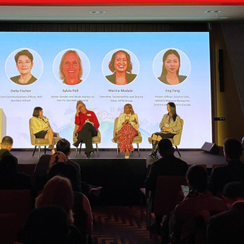 Momento de una de las mesas redondas del encuentro EUROPA PRESS