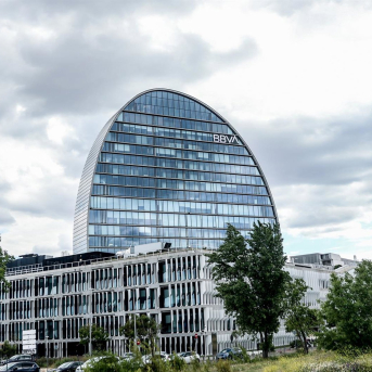 Fachada del edificio ‘La Vela’, en la ciudad del BBVA. Ricardo Rubio - Europa Press Fachada del edificio ‘La Vela’, en la ciudad del BBVA. Ricardo Rubio - Europa Press