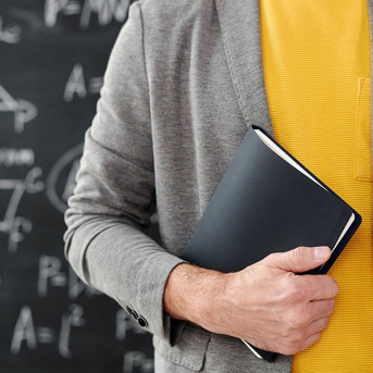 Sindicatos respaldan la ley de autoridad docente pero exigen que no se quede en papel mojado Sindicatos respaldan la ley de autoridad docente pero exigen que no se quede en papel mojado