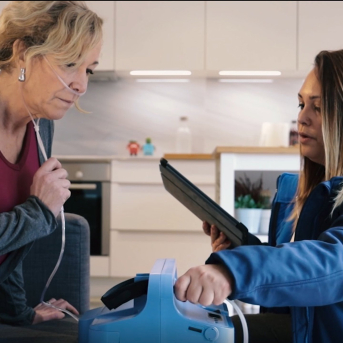 Imagen de recurso de una mujer con EPOC. ESTEVE TEIJIN