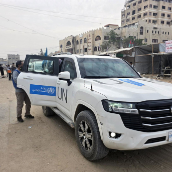 Vehículos de Naciones Unidas en Jan Yunis, en el sur de la Franja de Gaza, rumbo al cruce fronterizo de Kerem Shalom Europa Press/Contacto/Tariq Mohammad Vehículos de Naciones Unidas en Jan Yunis, en el sur de la Franja de Gaza, rumbo al cruce fronterizo de Kerem Shalom Europa Press/Contacto/Tariq Mohammad