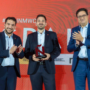 La empresa española RoamsTicrecibe el II Premio Pabellón de España por su contribución al fomento de los derechos digitales RED.ES