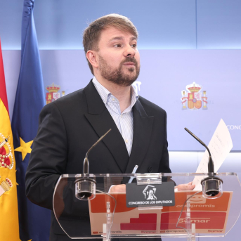 El diputado de Compromís Alberto Ibáñez durante una rueda de prensa en el Congreso, a 24 de febrero de 2026, en Madrid (España). Eduardo Parra - Europa Press
